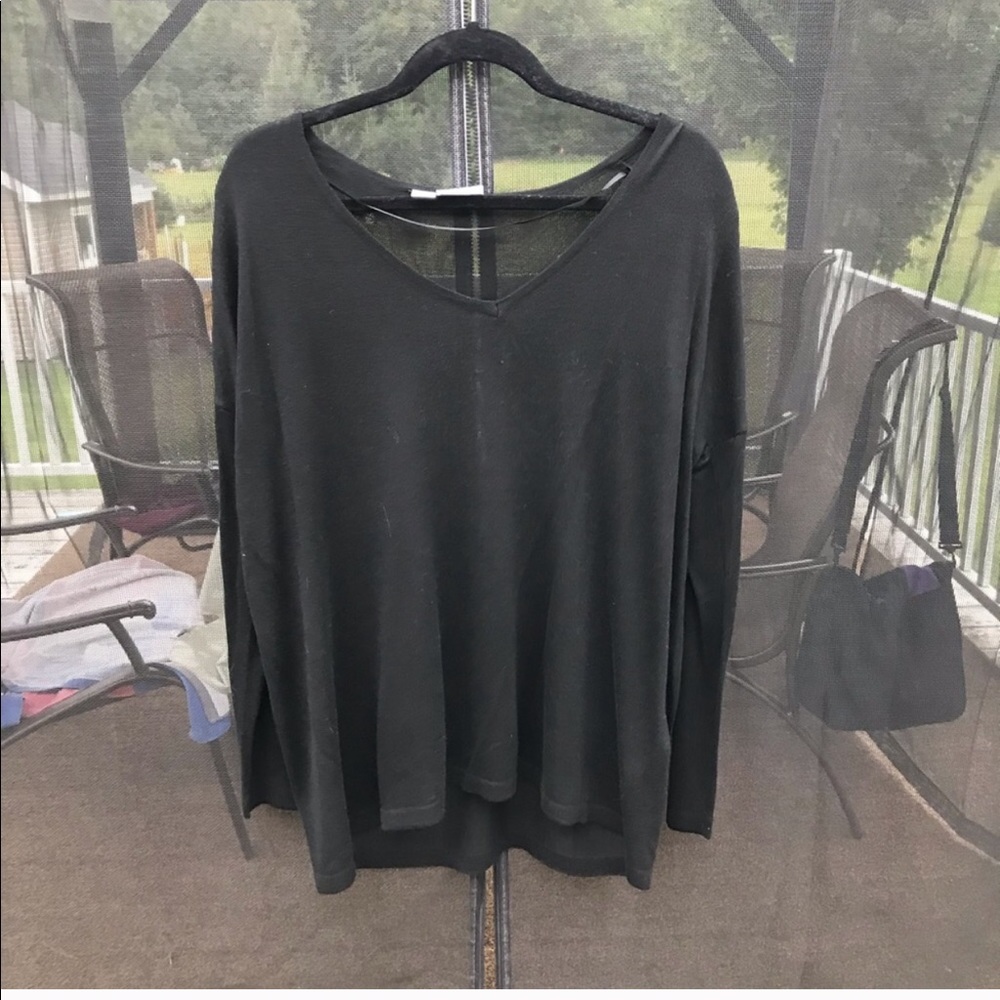 V-Neck Long sleeve